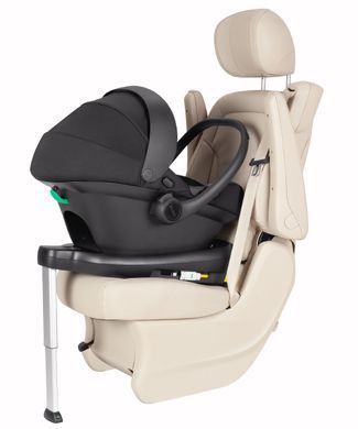 Автокресло Carrello Nova CRL-16101 Black Line i-Size