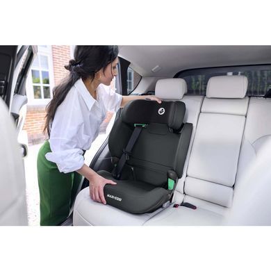 Автокрісло Maxi-Cosi RodiFix M i-Size Basic Black